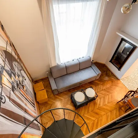 Lägenhet Old Town Modern Studio With Mezzanine *