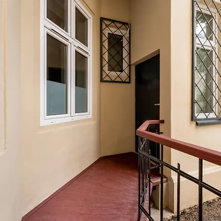 Old Town Modern Studio With Mezzanine Διαμέρισμα